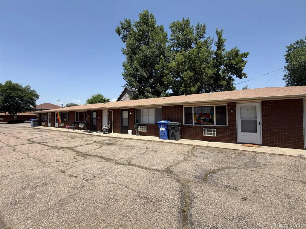 208 S Jefferson Avenue Loveland CO 80537