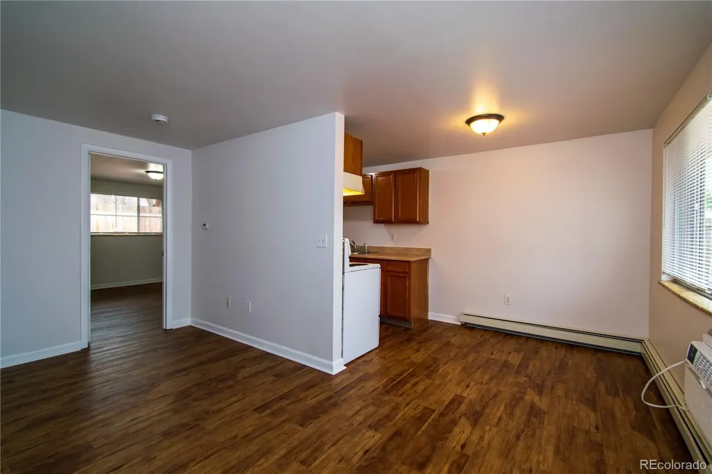 208 S Jefferson Avenue Loveland CO 80537