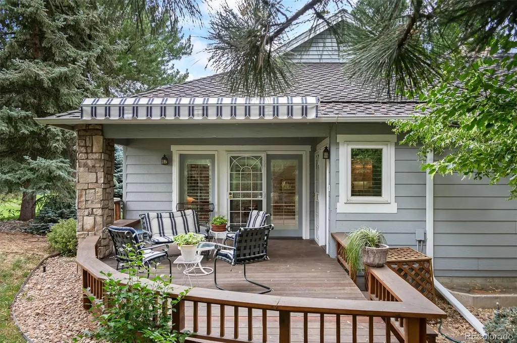 8505 E Temple Drive Denver CO 80237