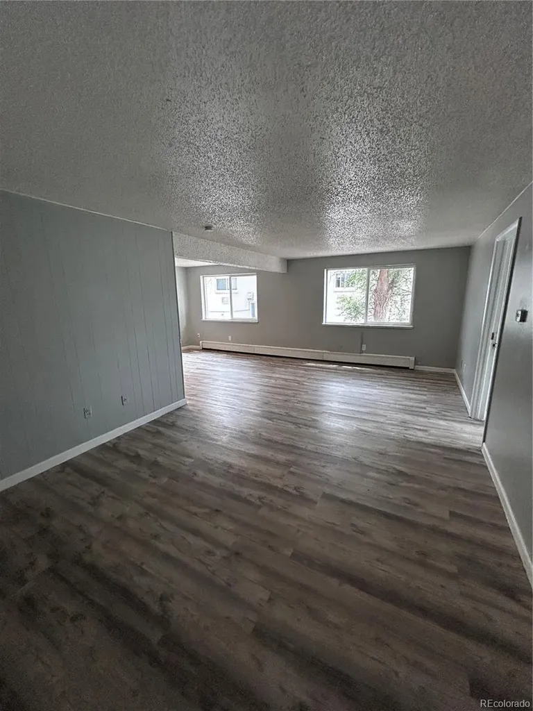 1720 Chester Street Aurora CO 80010