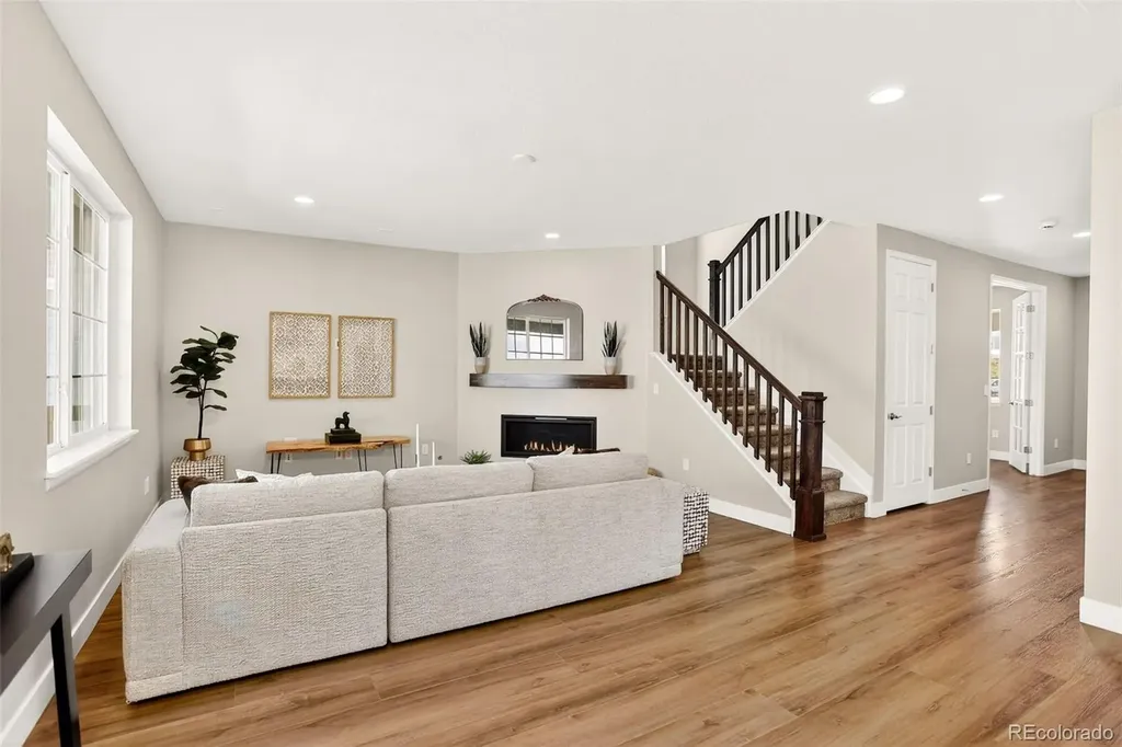 7318 S Yantley Way Aurora CO 80016