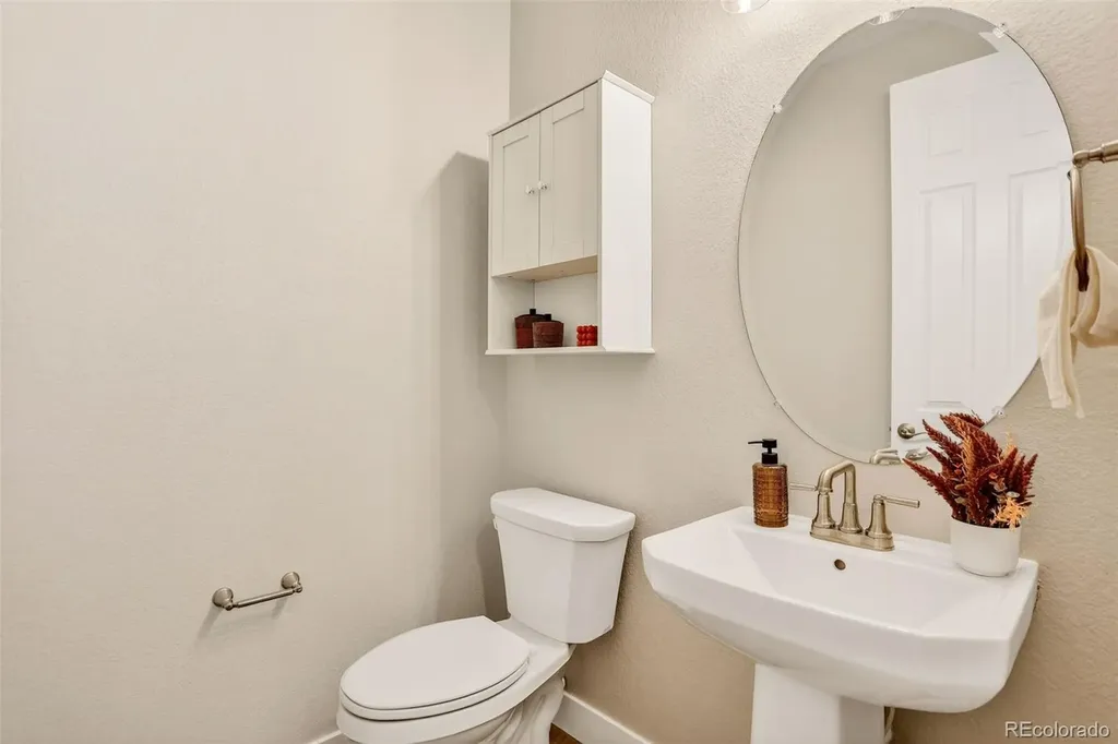 7318 S Yantley Way Aurora CO 80016