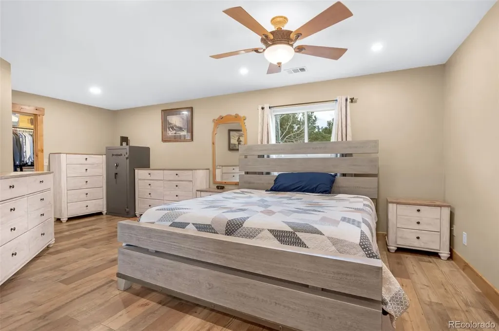 15632 Ray Drive Larkspur CO 80118