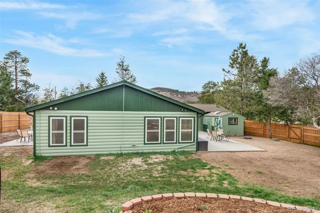 15632 Ray Drive Larkspur CO 80118