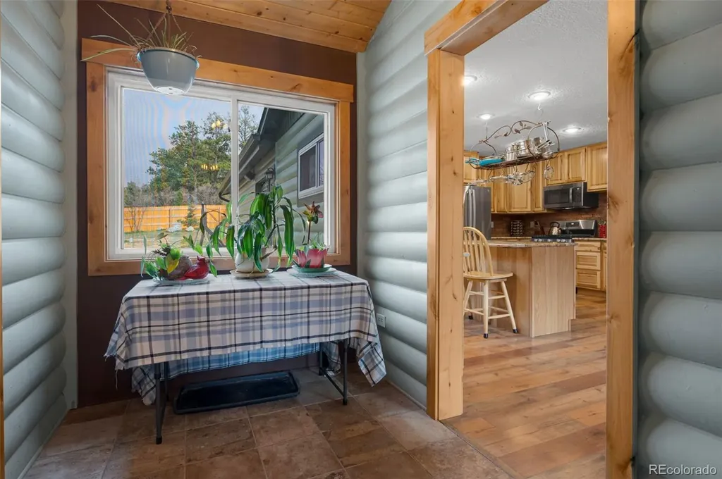 15632 Ray Drive Larkspur CO 80118