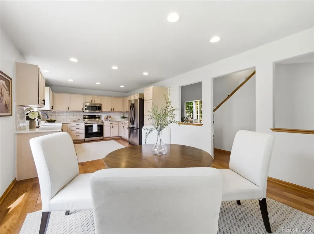 10024 Strathfield Lane Littleton CO 80126
