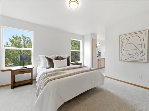 10024 Strathfield Lane Littleton CO 80126