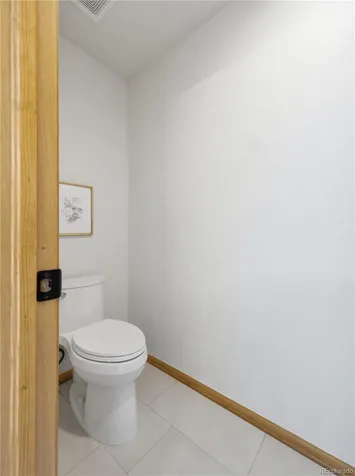 10024 Strathfield Lane Littleton CO 80126