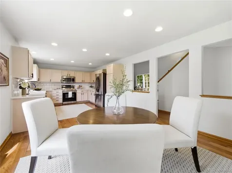 10024 Strathfield Lane Littleton CO 80126