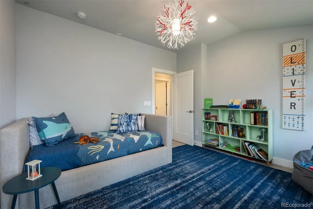 5044 Vrain Street Denver CO 80212