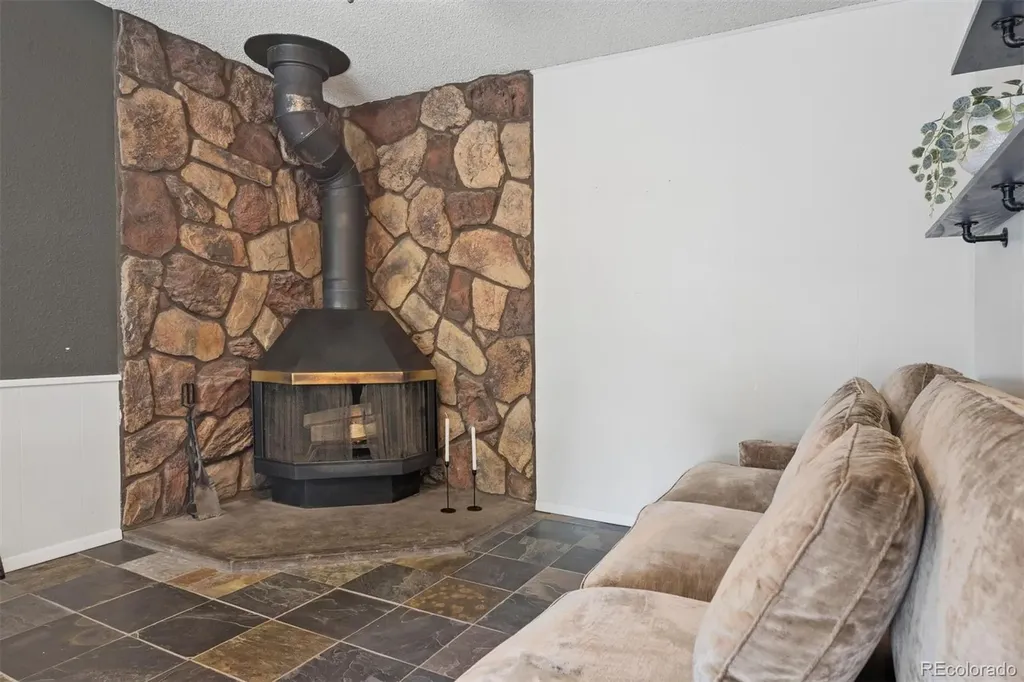 7255 Mariposa Street Denver CO 80221