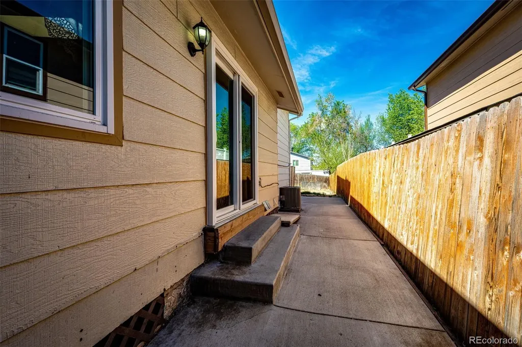 53 Perry Street Denver CO 80219