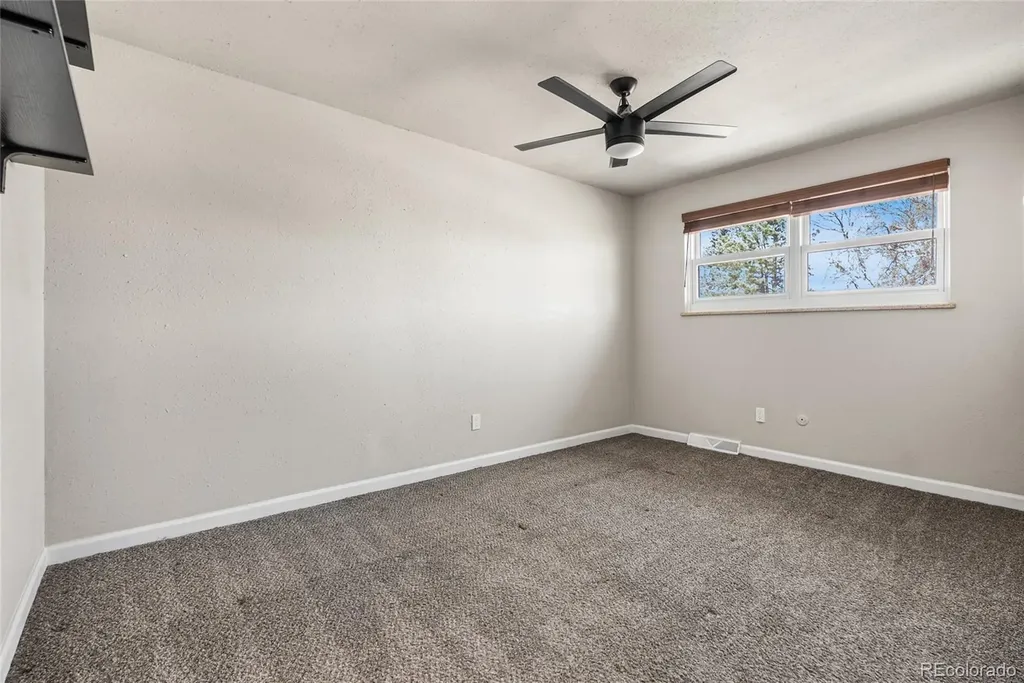 6868 Vivian Street Arvada CO 80004