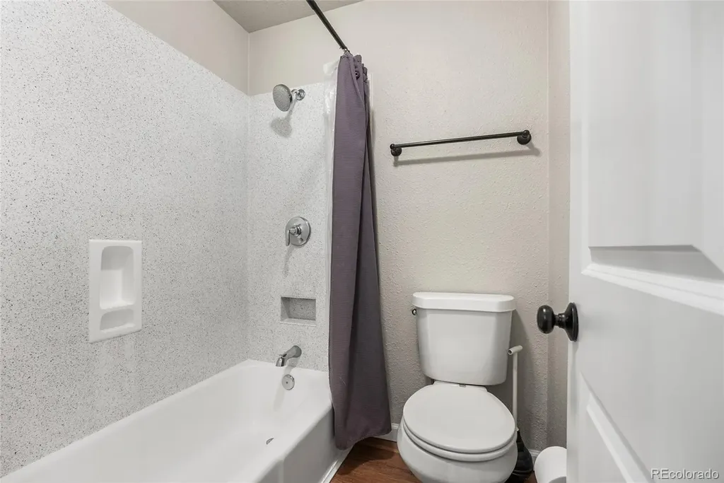 6868 Vivian Street Arvada CO 80004