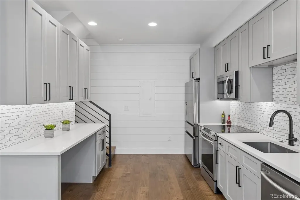 2478 S Delaware Street Denver CO 80223