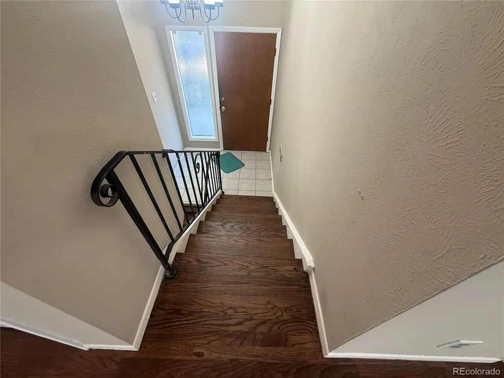 926 S Robb Way Lakewood CO 80226