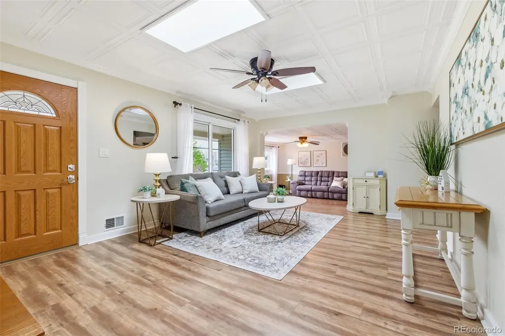 15790 W 10th Avenue Golden CO 80401