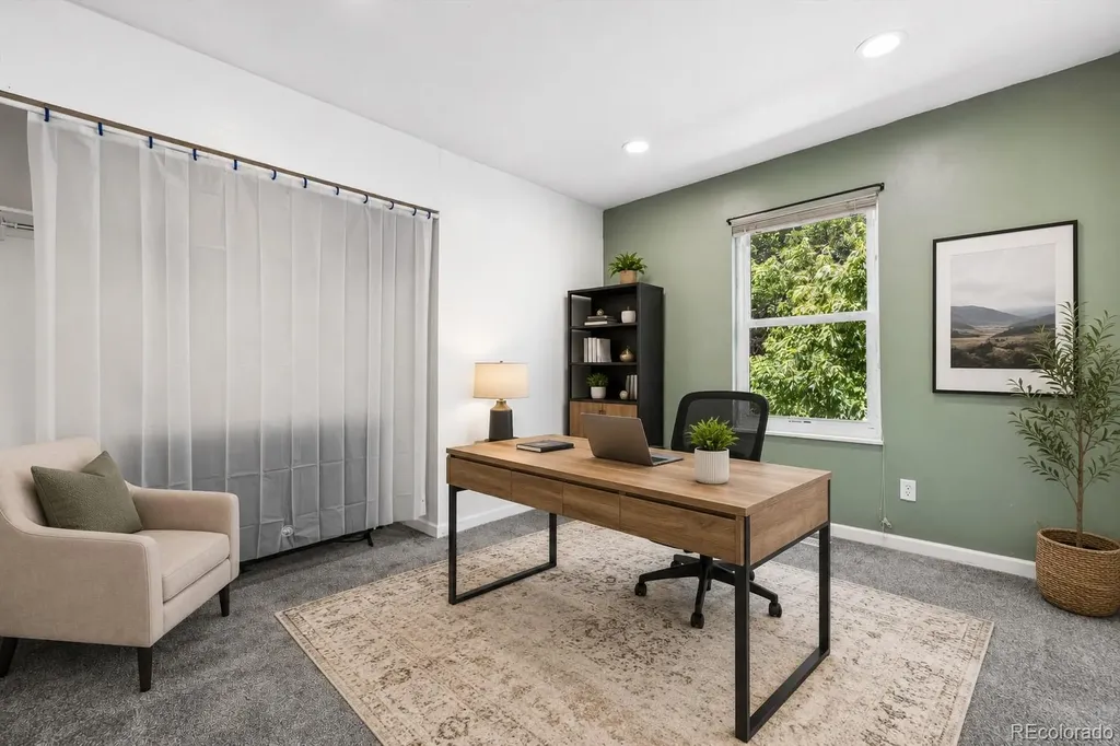 2003 S Idalia Street Aurora CO 80013