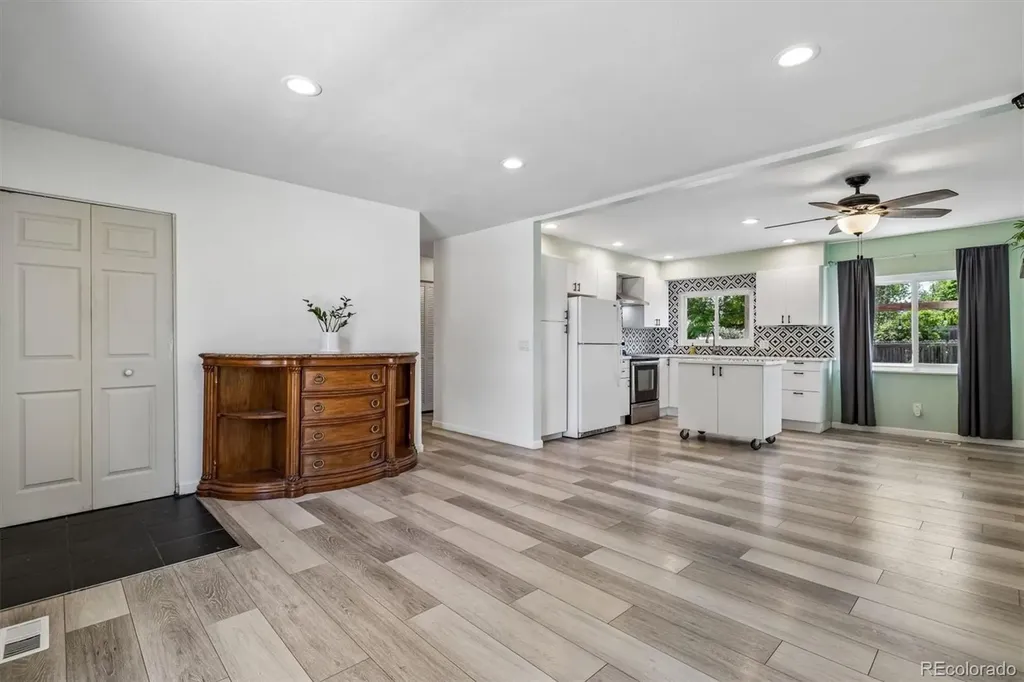 2003 S Idalia Street Aurora CO 80013