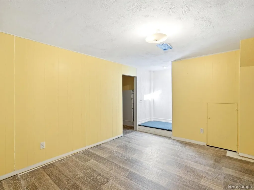 2712 S Hazel Court Denver CO 80236