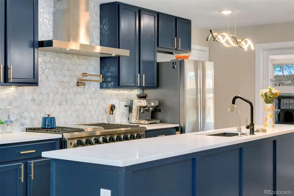 1304 Pine Street Loveland CO 80537