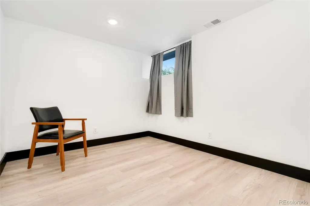 1304 Pine Street Loveland CO 80537