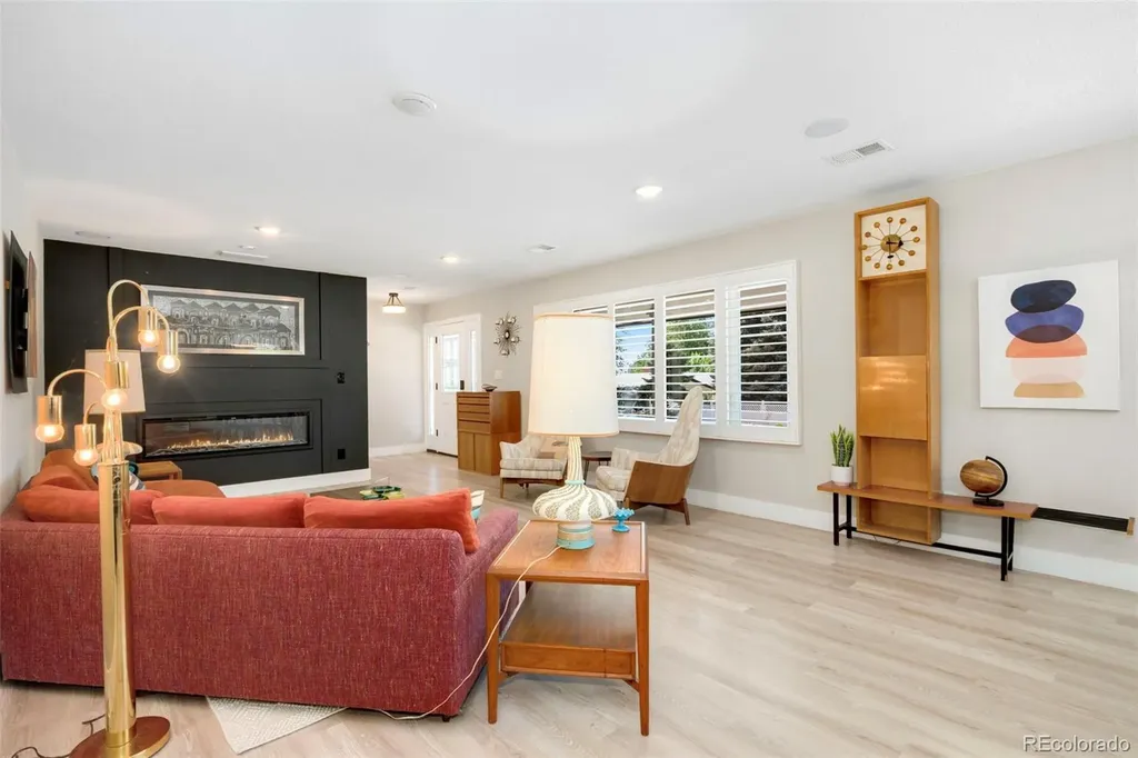1304 Pine Street Loveland CO 80537