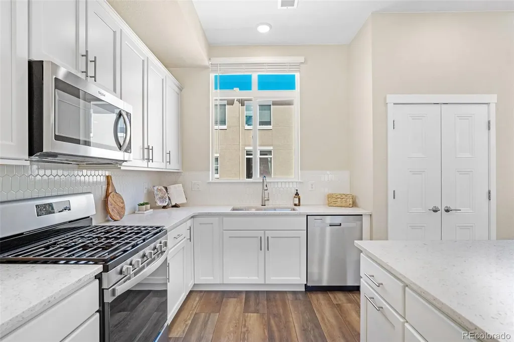 2220 S Mcintyre Street Lakewood CO 80228