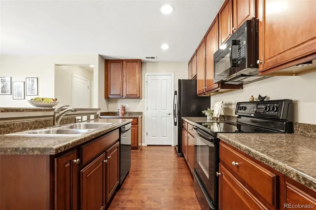 11959 Riverstone Circle Henderson CO 80640