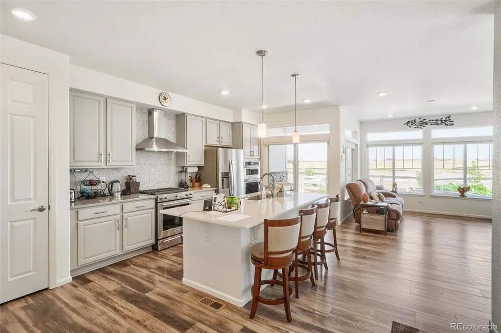 5066 N Quemoy Court Aurora CO 80019