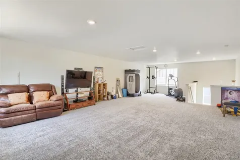 5066 N Quemoy Court Aurora CO 80019