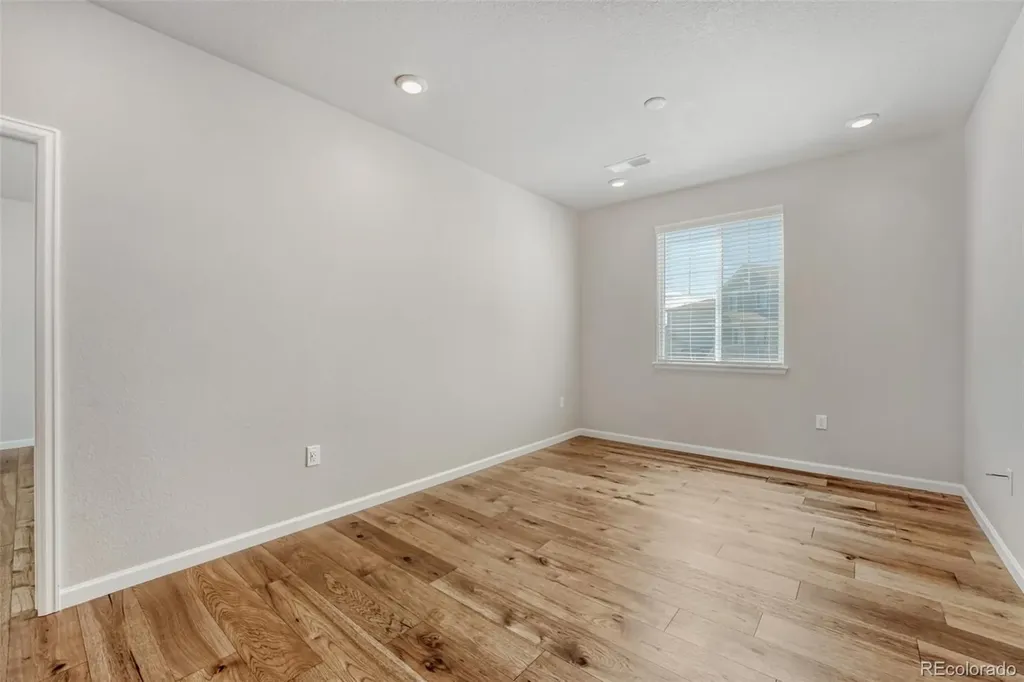 27942 E Glasgow Place Aurora CO 80016