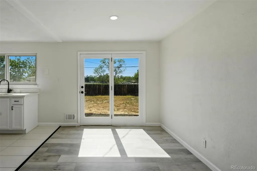 3137 Ursula Street Aurora CO 80011
