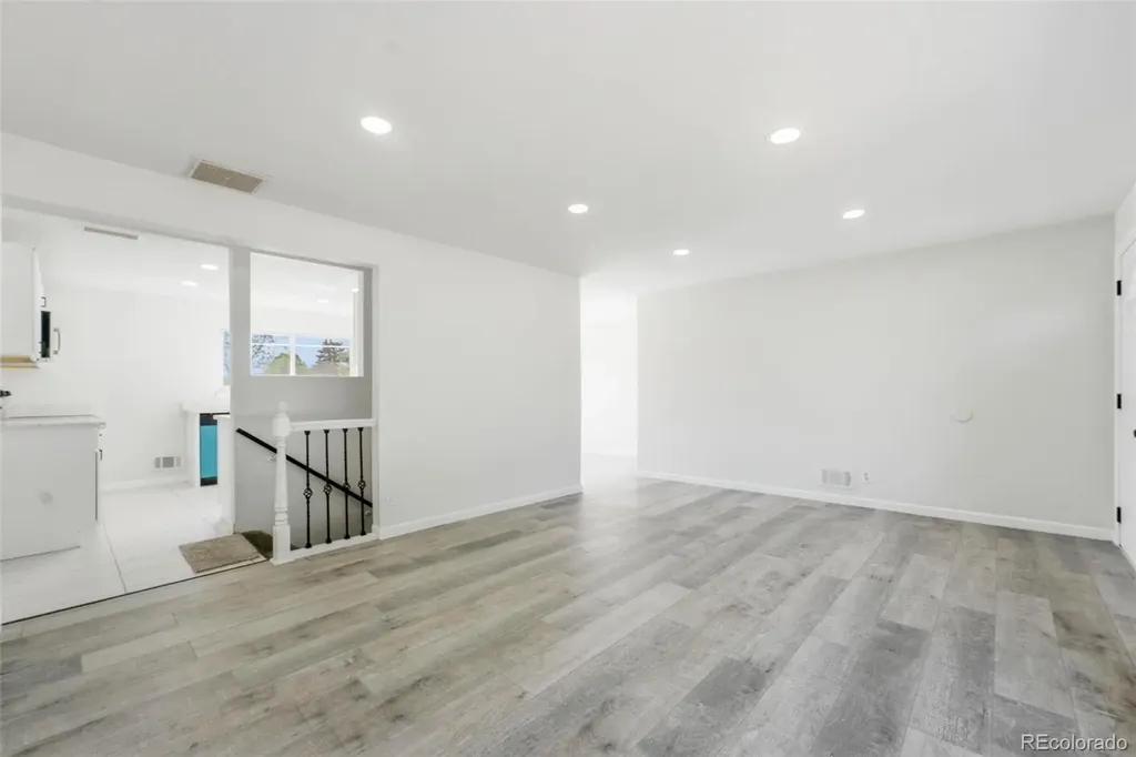 3137 Ursula Street Aurora CO 80011