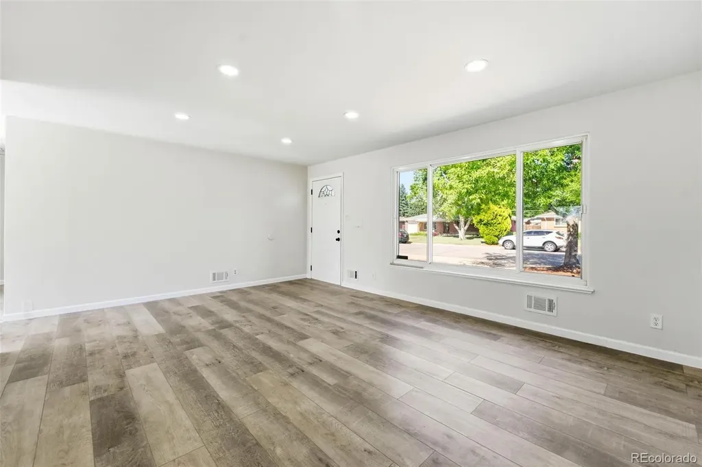 3137 Ursula Street Aurora CO 80011