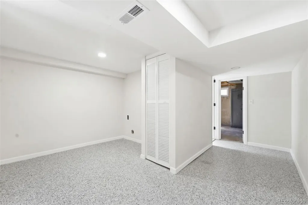 3137 Ursula Street Aurora CO 80011