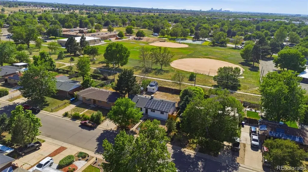 3137 Ursula Street Aurora CO 80011