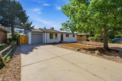 3137 Ursula Street Aurora CO 80011