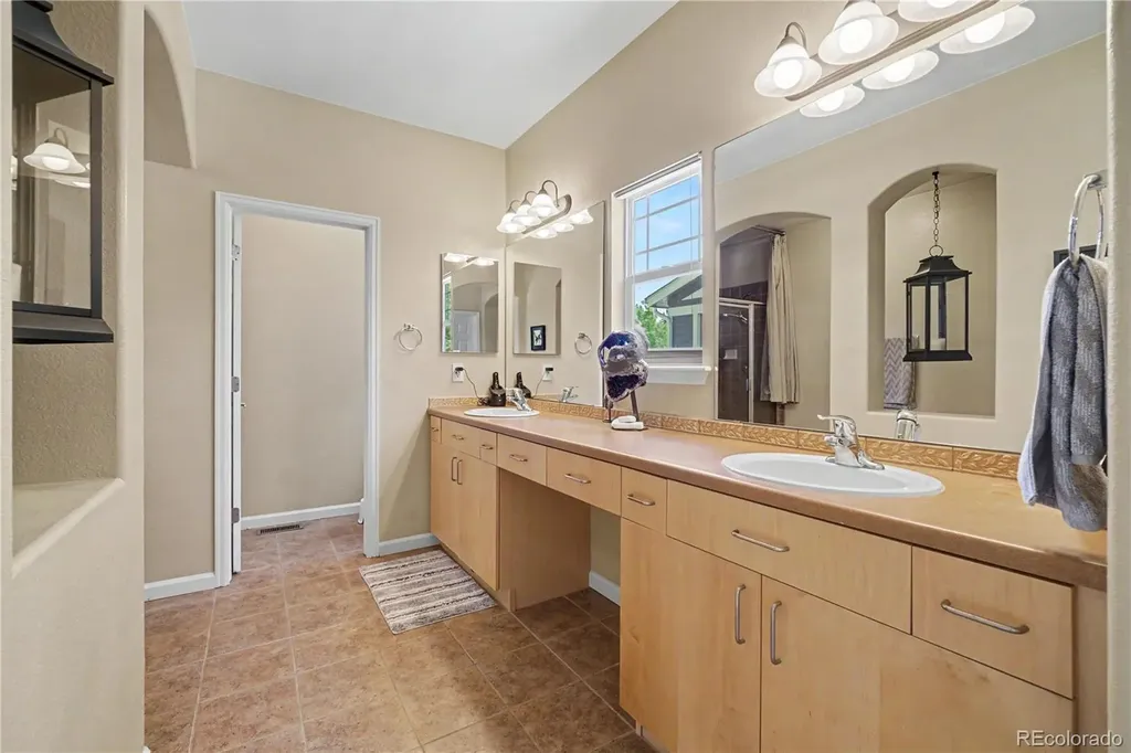 4207 Frederick Circle Longmont CO 80503