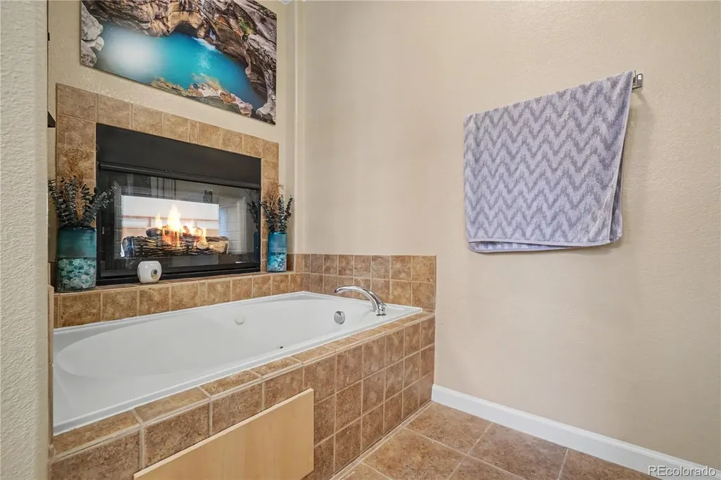 4207 Frederick Circle Longmont CO 80503