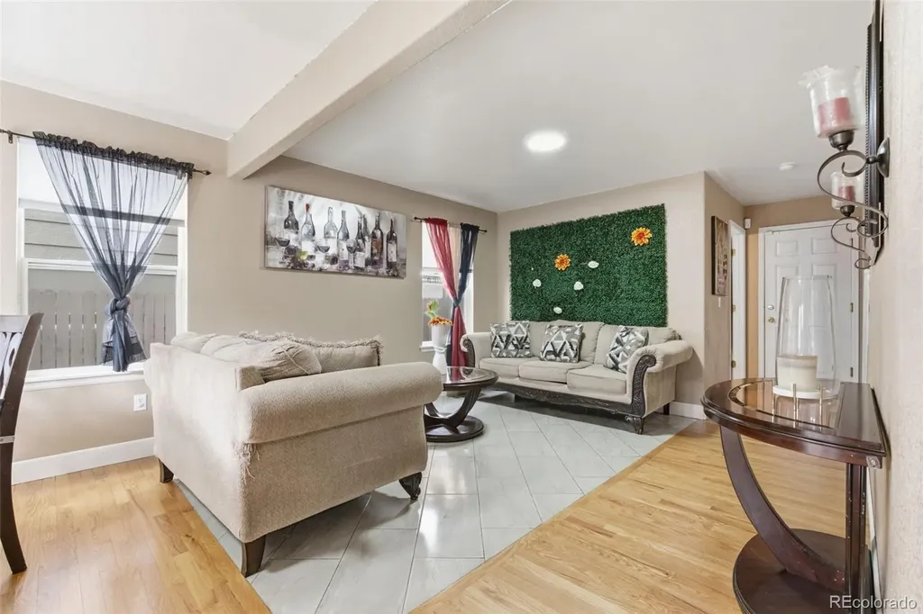 4307 Durham Court Denver CO 80239