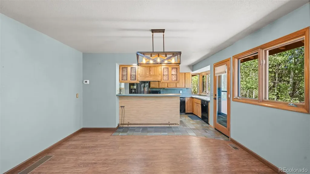 506 Ridge Road Divide CO 80814