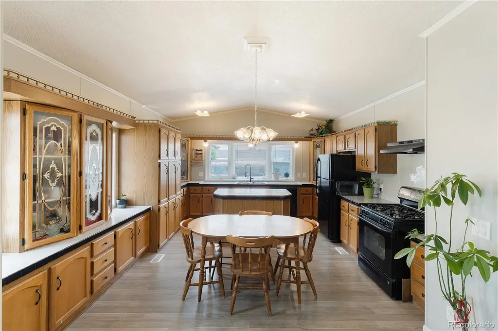 Federal Heights CO, 1801 W 92nd Avenue