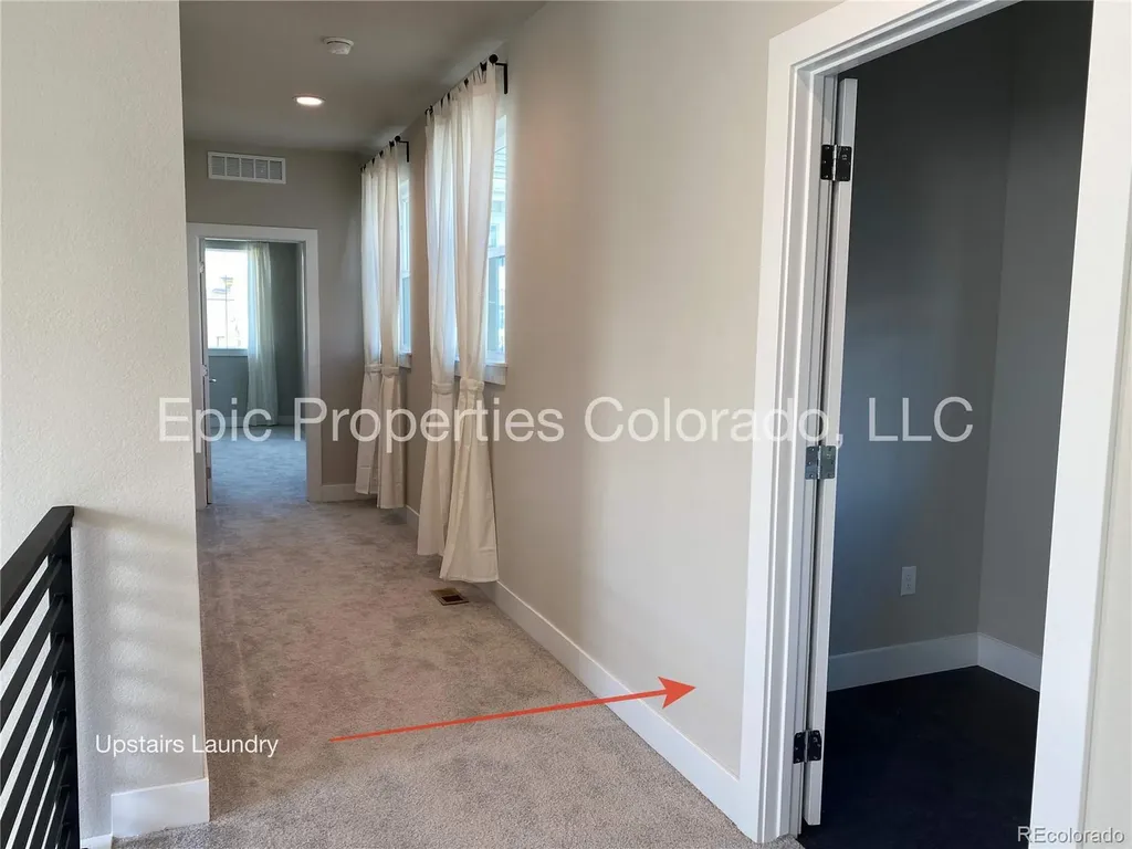 6012 N Netherland Court Aurora CO 80019