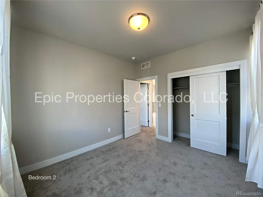 6012 N Netherland Court Aurora CO 80019