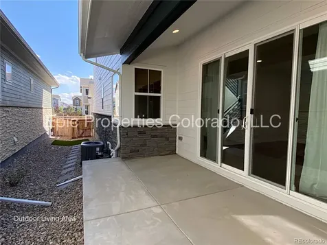6012 N Netherland Court Aurora CO 80019