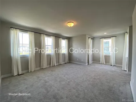 6012 N Netherland Court Aurora CO 80019
