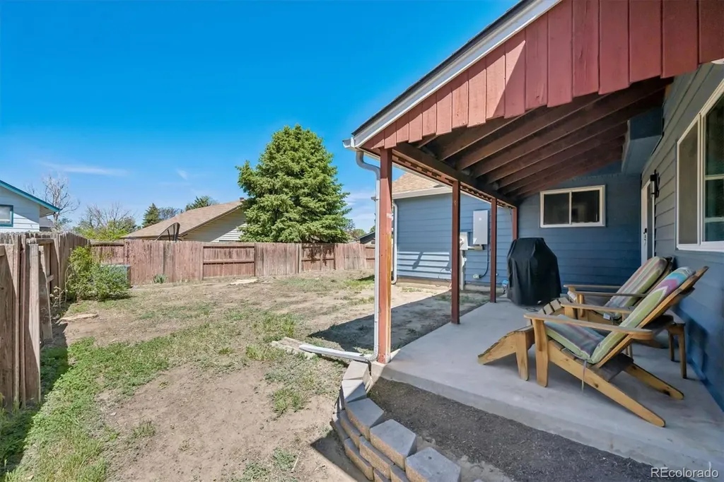 4493 N Auckland Court Denver CO 80239