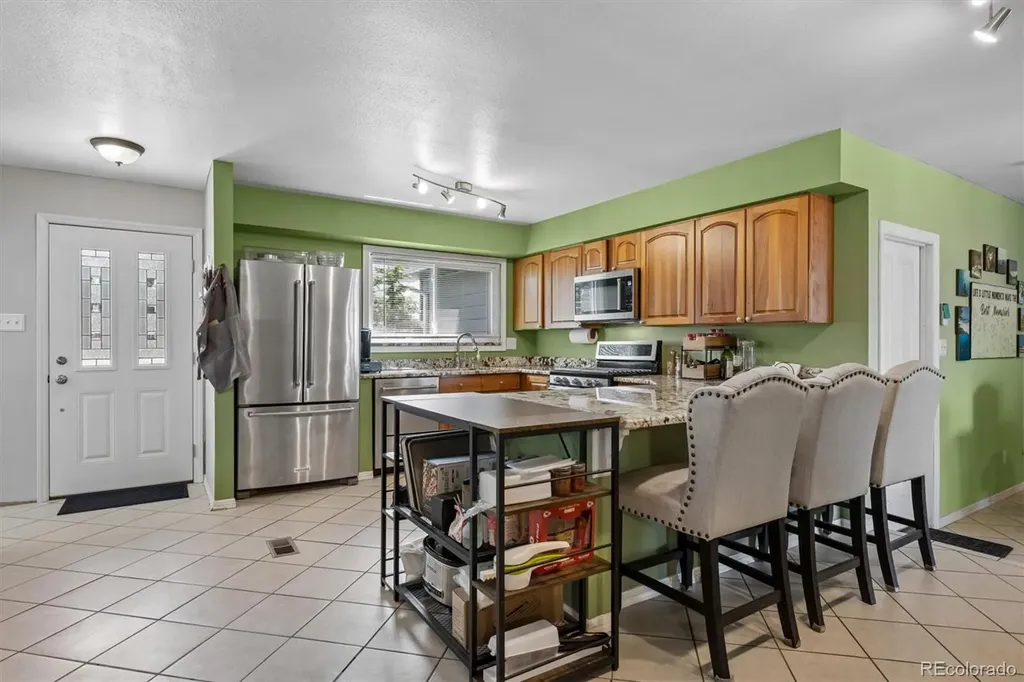 4493 N Auckland Court Denver CO 80239