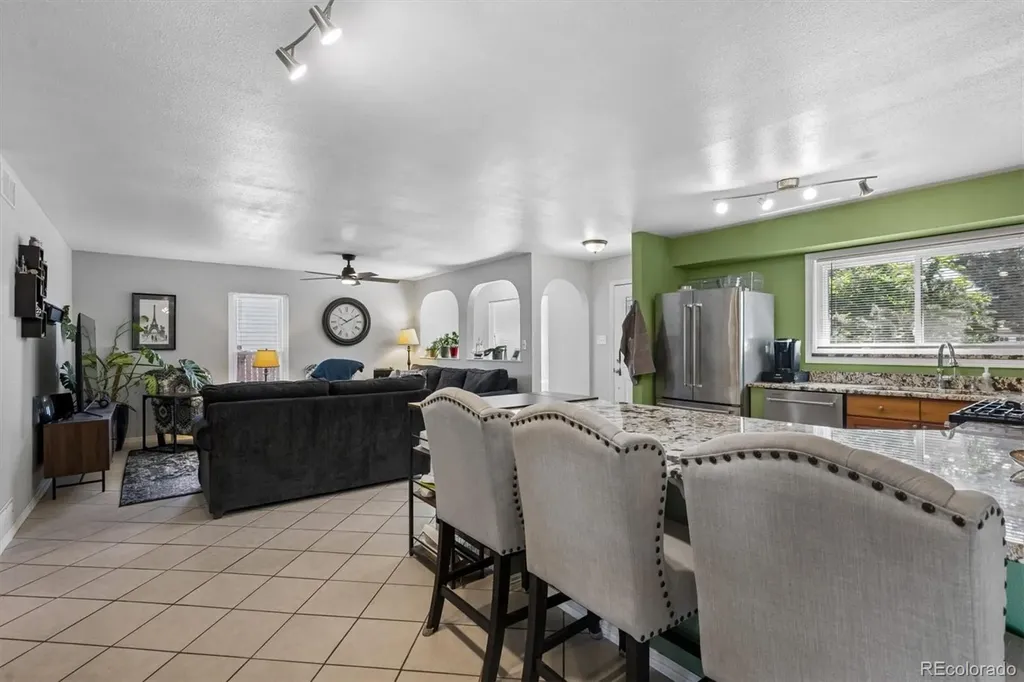 4493 N Auckland Court Denver CO 80239